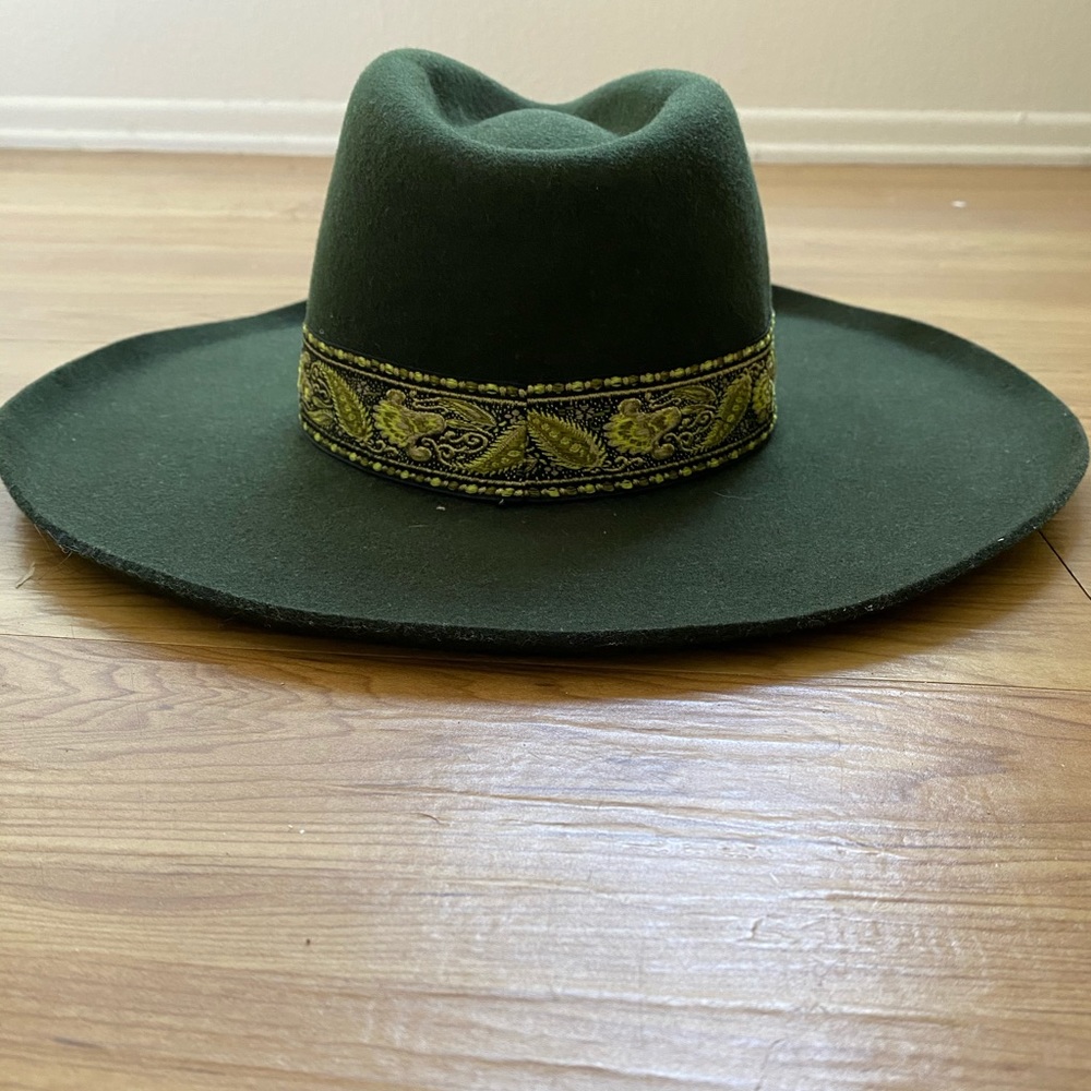 Lack of Color Hat